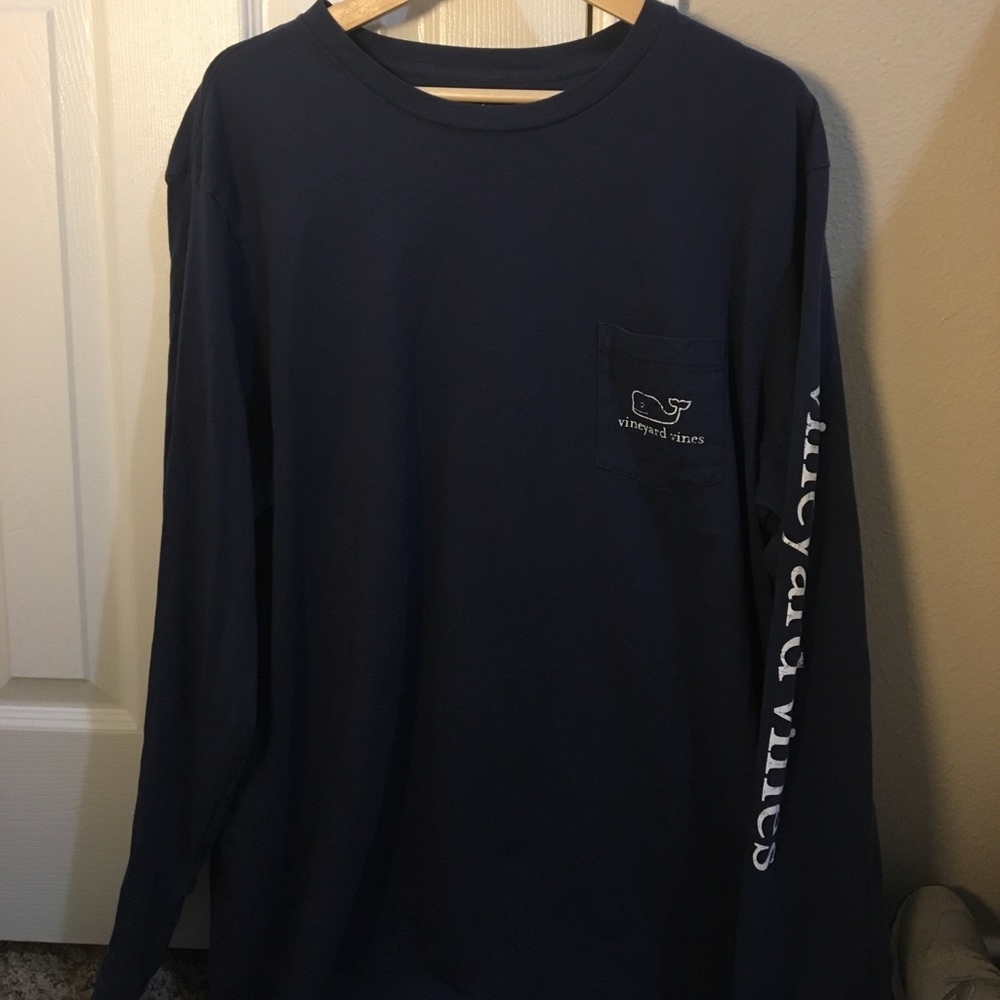 Vineyard Vine Crew Neck Long sleeve shirt