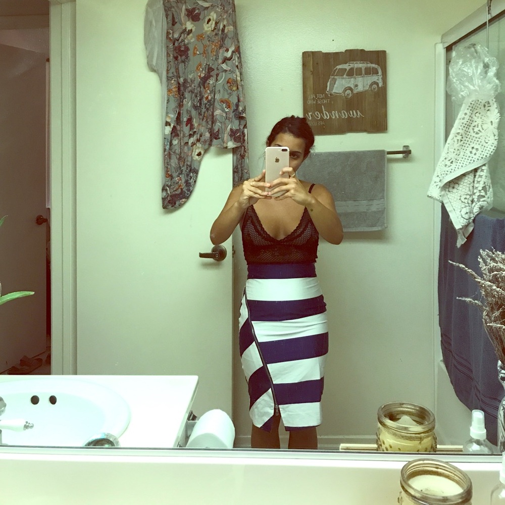 Nautical striped pencil skirt!