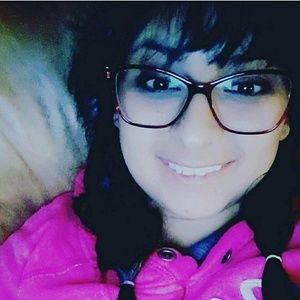 Meet your Posher, Alejandra