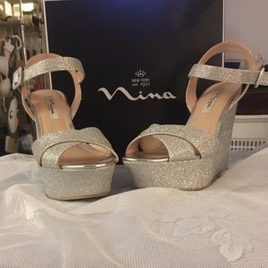Nia platform shoes
