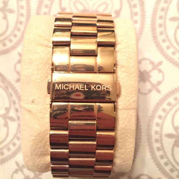 Michael Kors watch - Picture 2 of 2