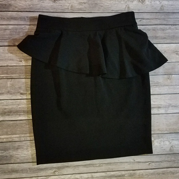Zara Dresses & Skirts - ZARA Skirt