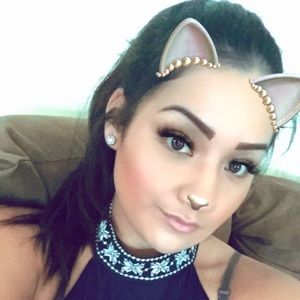 Meet your Posher, Blanca