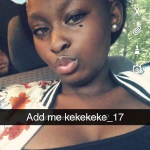 Meet your Posher, Nakeia