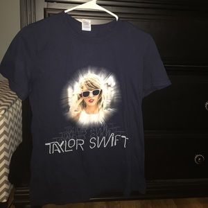 Taylor swift shirt