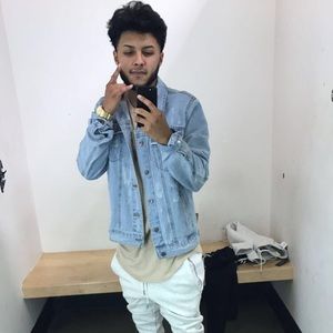 Meet your Posher, Dominick