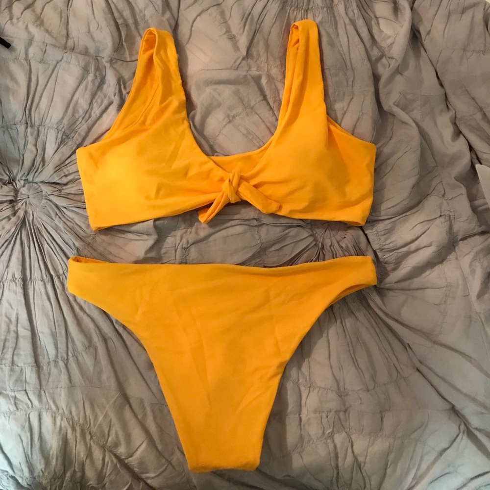 Zaful hello bikini size L, NWT