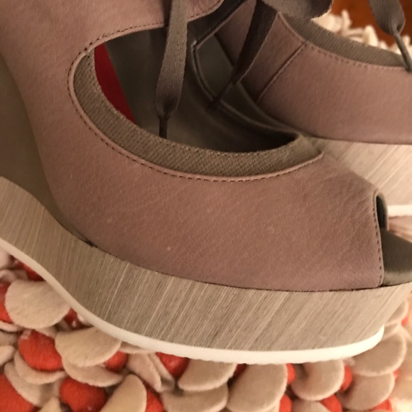 Halogen Peep Toe Wedge - Picture 5 of 5