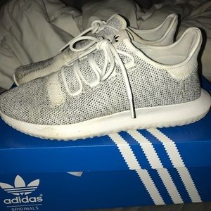 Adidas tubular shadow