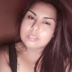 Meet your Posher, Yessenia