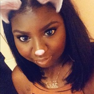 Meet your seller 😝