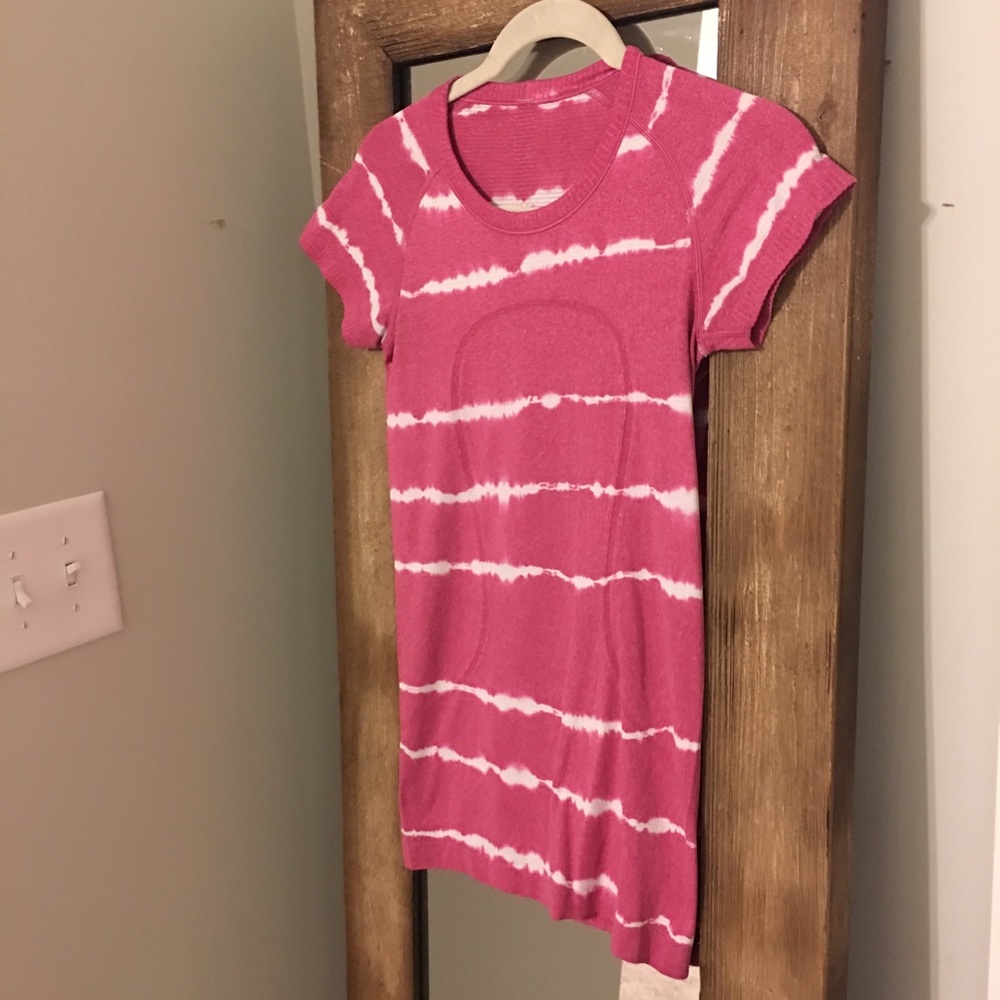 Tie Dye Lululemon swiftly top
