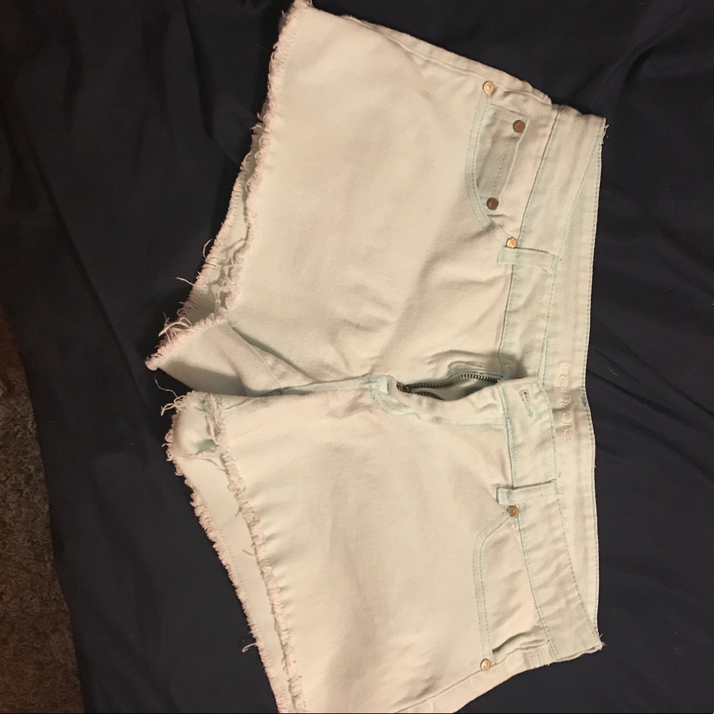 Refuge shorts blue size 14
