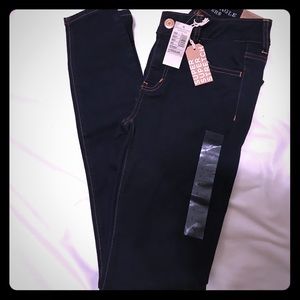 Hi-Rise Jegging. Regular size 4