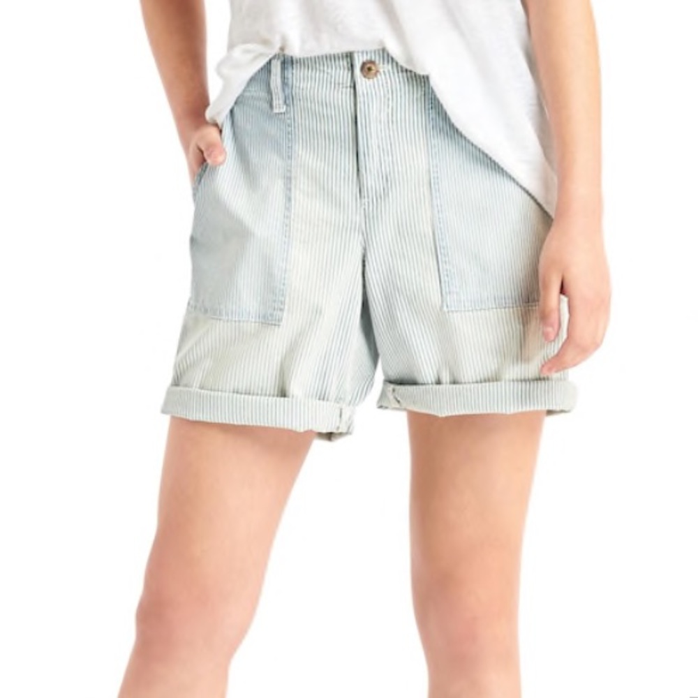 NWT GAP railroad stripe girlfriend shorts