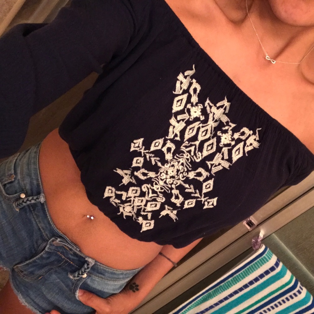 Hollister navy crop top with embroidery