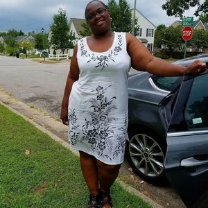 Meet your Posher, Deitra