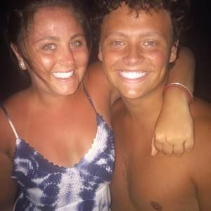 Meet your Posher, Sara catherine