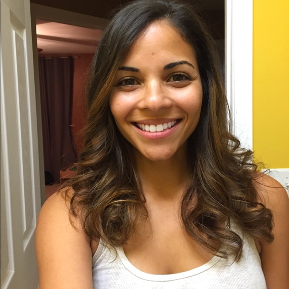 Meet your posher!! - Picture 2 of 2