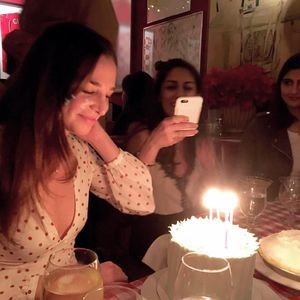 Meet your Posher, Julia