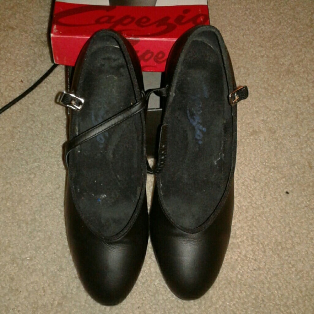 **SOLD** Tap shoes
