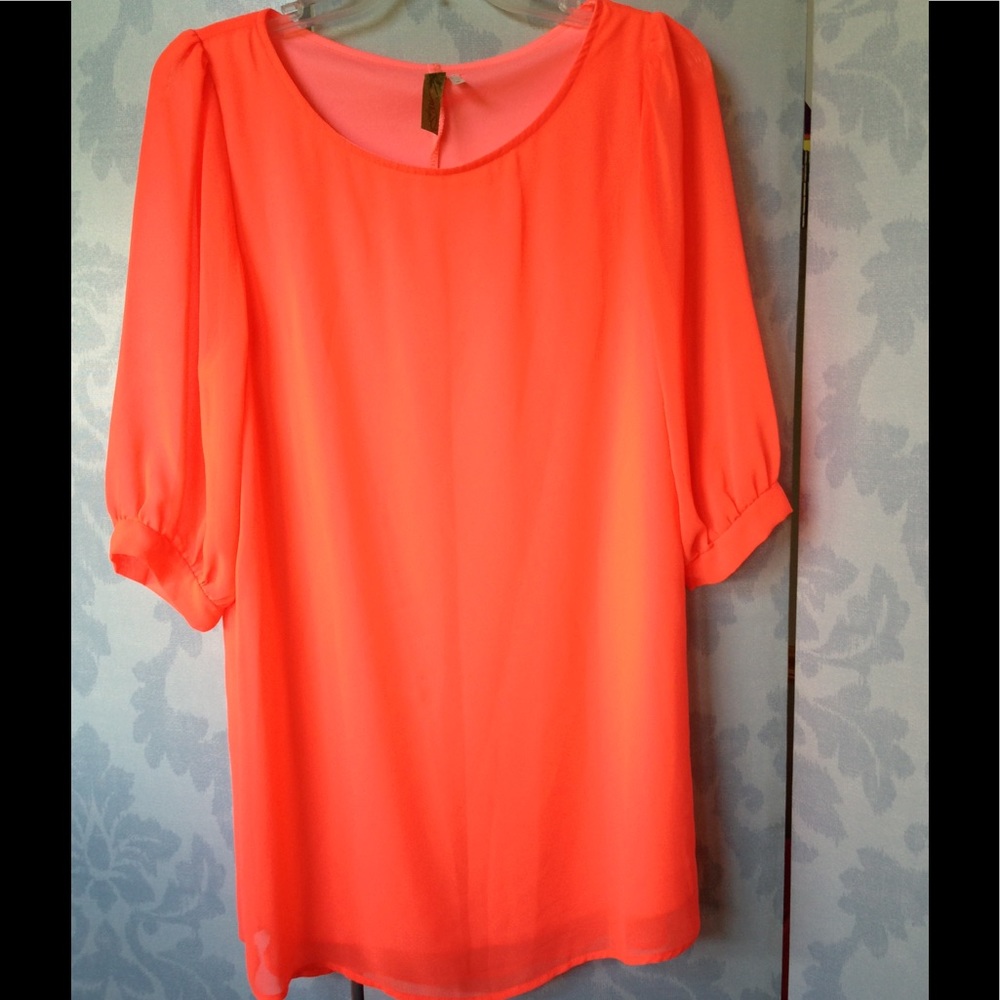 Very pretty orange Whisper dress