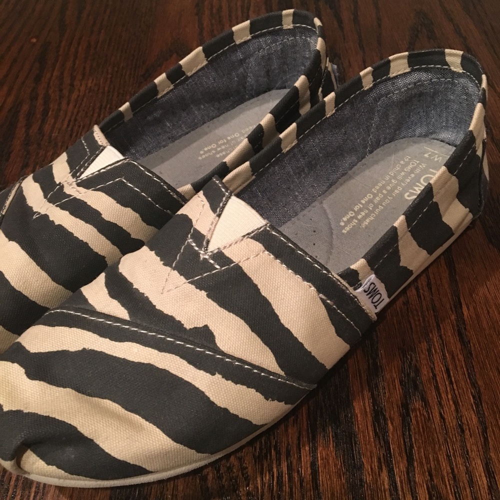 Women's Tom's, Size 7