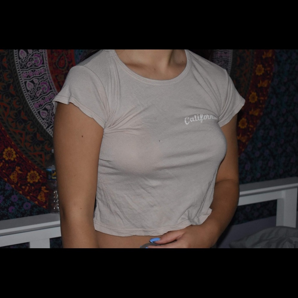 Brandy Melville California light pink shirt
