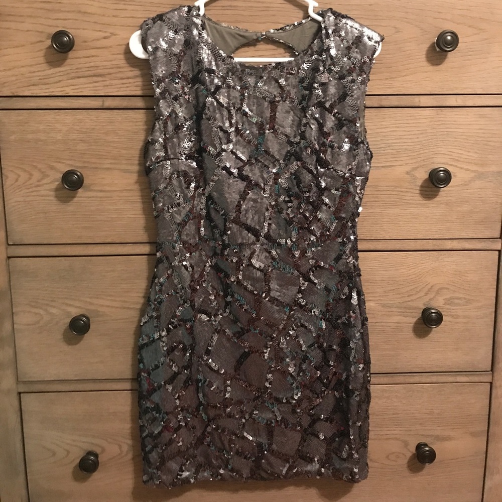 Black and grey sequin dress!