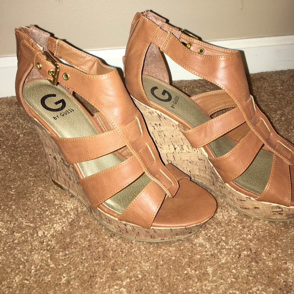 GUESS tan wedges NWOT