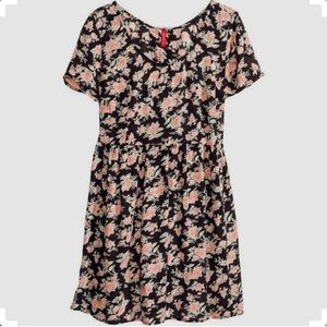 Sweet gauzy tie lace up dress