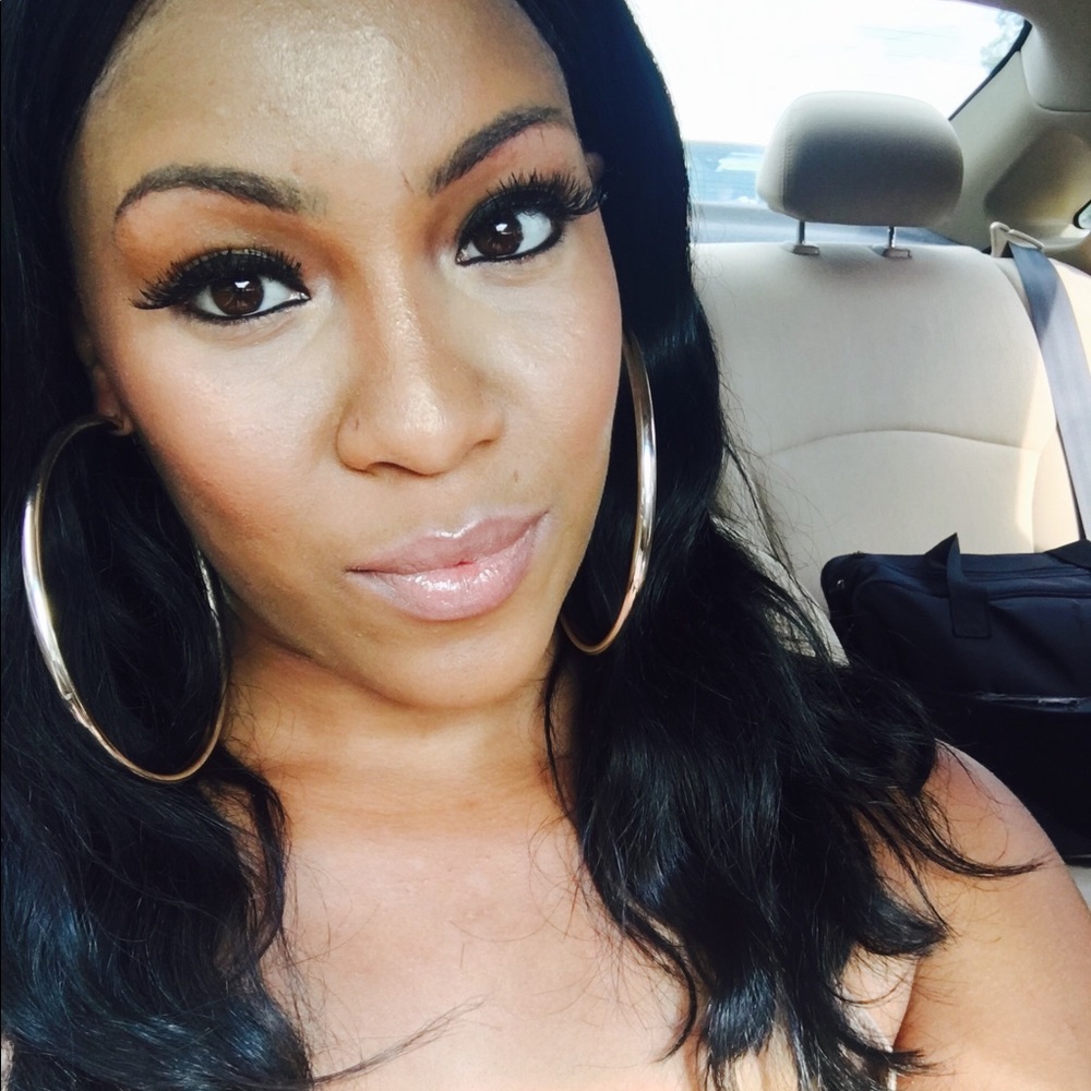 Meet your Posher, Breeya