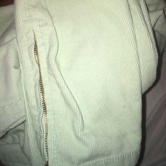 Barley worn//Good condition H&M Corduroy pants - Picture 2 of 2