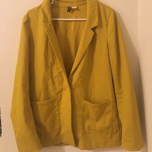Yellow blazer
