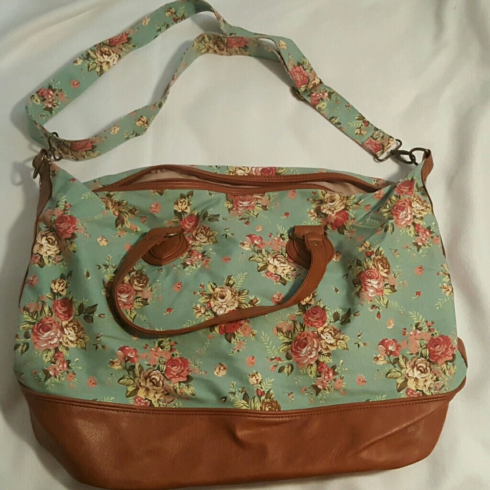 Cato Floral Duffle