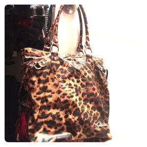 Leopard handbag