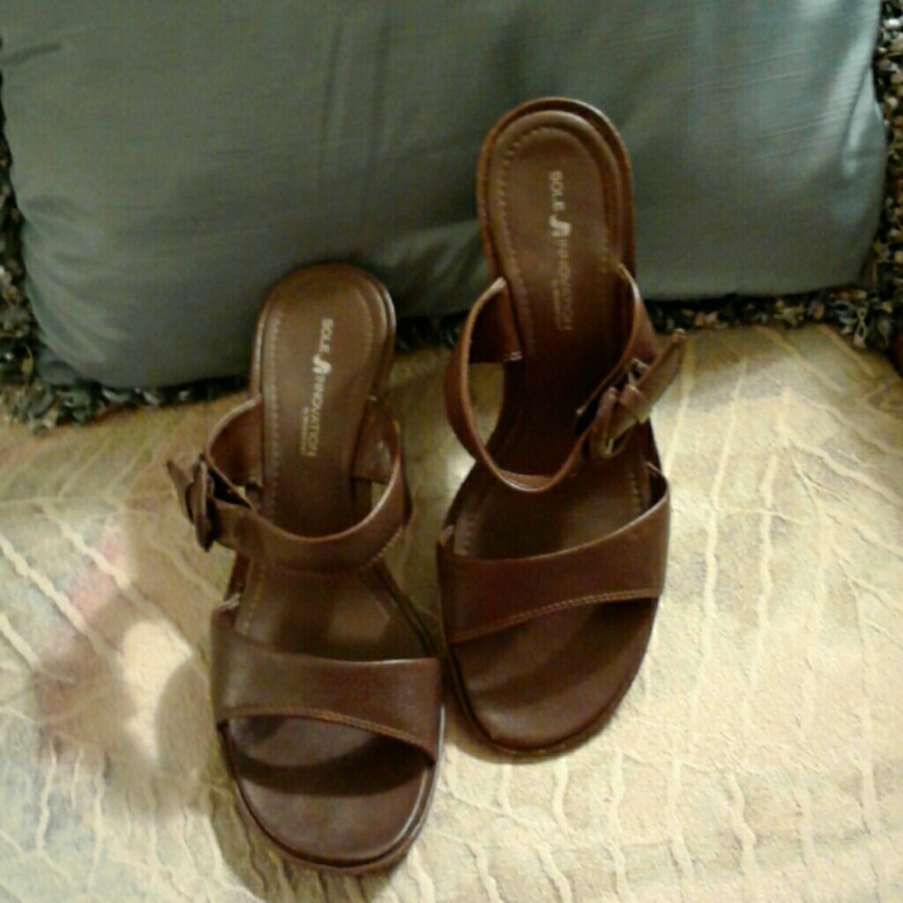 Brown leather Rockport Sandals. Great condition.