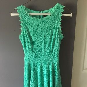 Mint green dress!