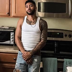 Meet your Posher, Keaton