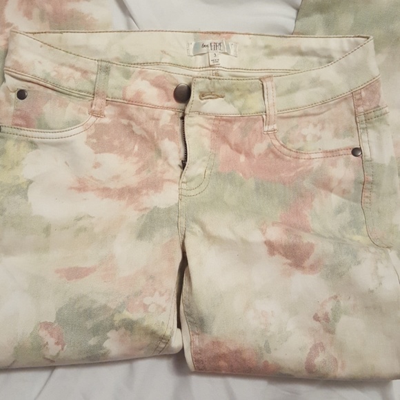 Flower patterned jeans - Picture 3 of 3