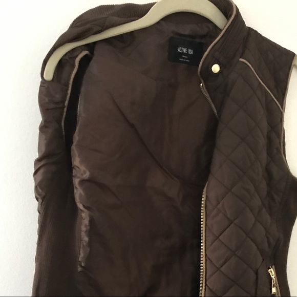 DONATED..brown zipper up vest - Picture 2 of 5