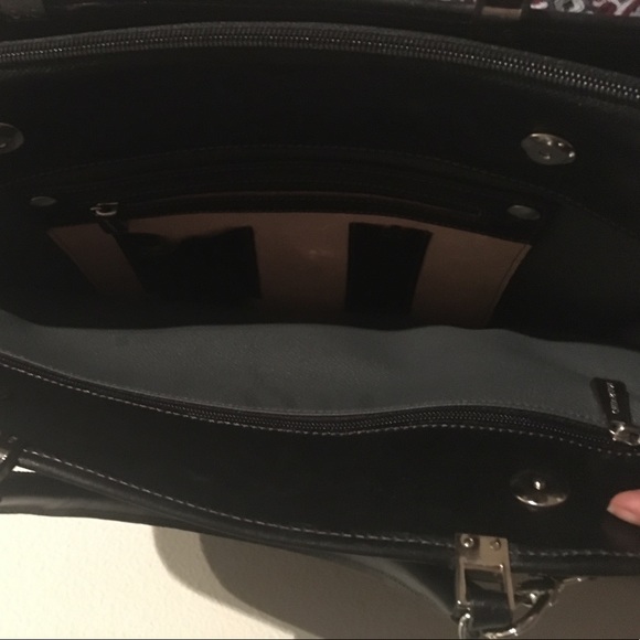 Chiarugi Black Double Handle Leather Briefcase - Picture 7 of 8