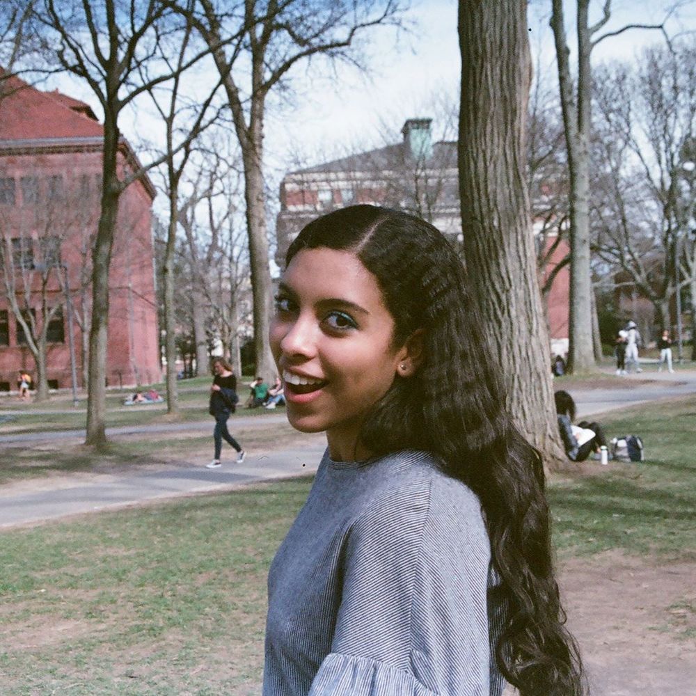 Meet your Posher, Liat