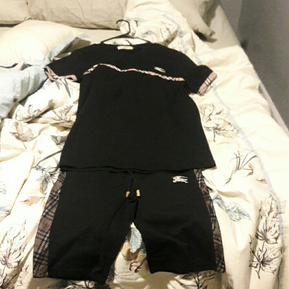 Burberry Summer Outfit