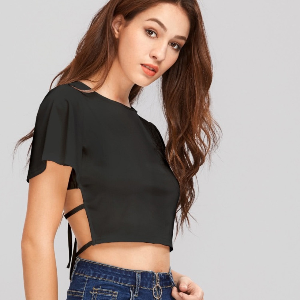 🎉TODAY ONLY SALE🎉Black Lace Up Crop Top-NWOT - Picture 2 of 3