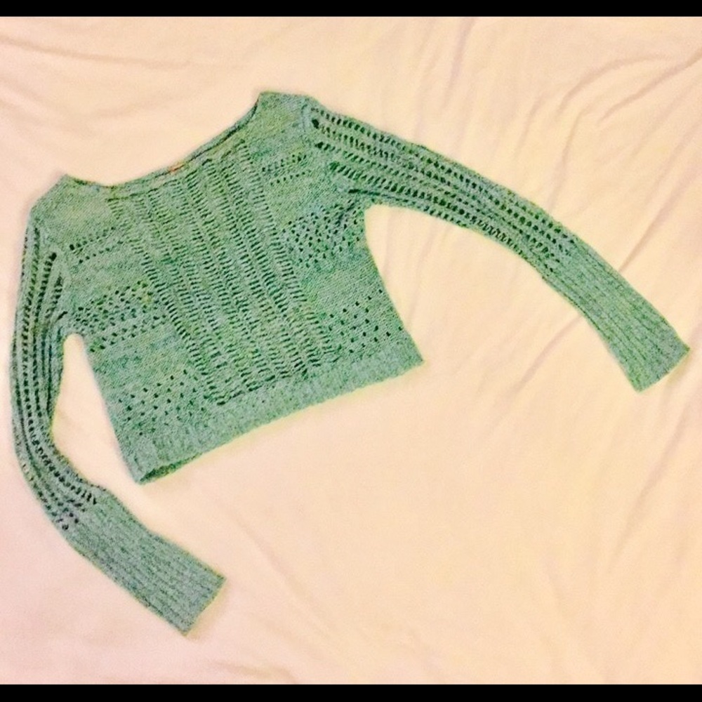 Free People crop top sweater!