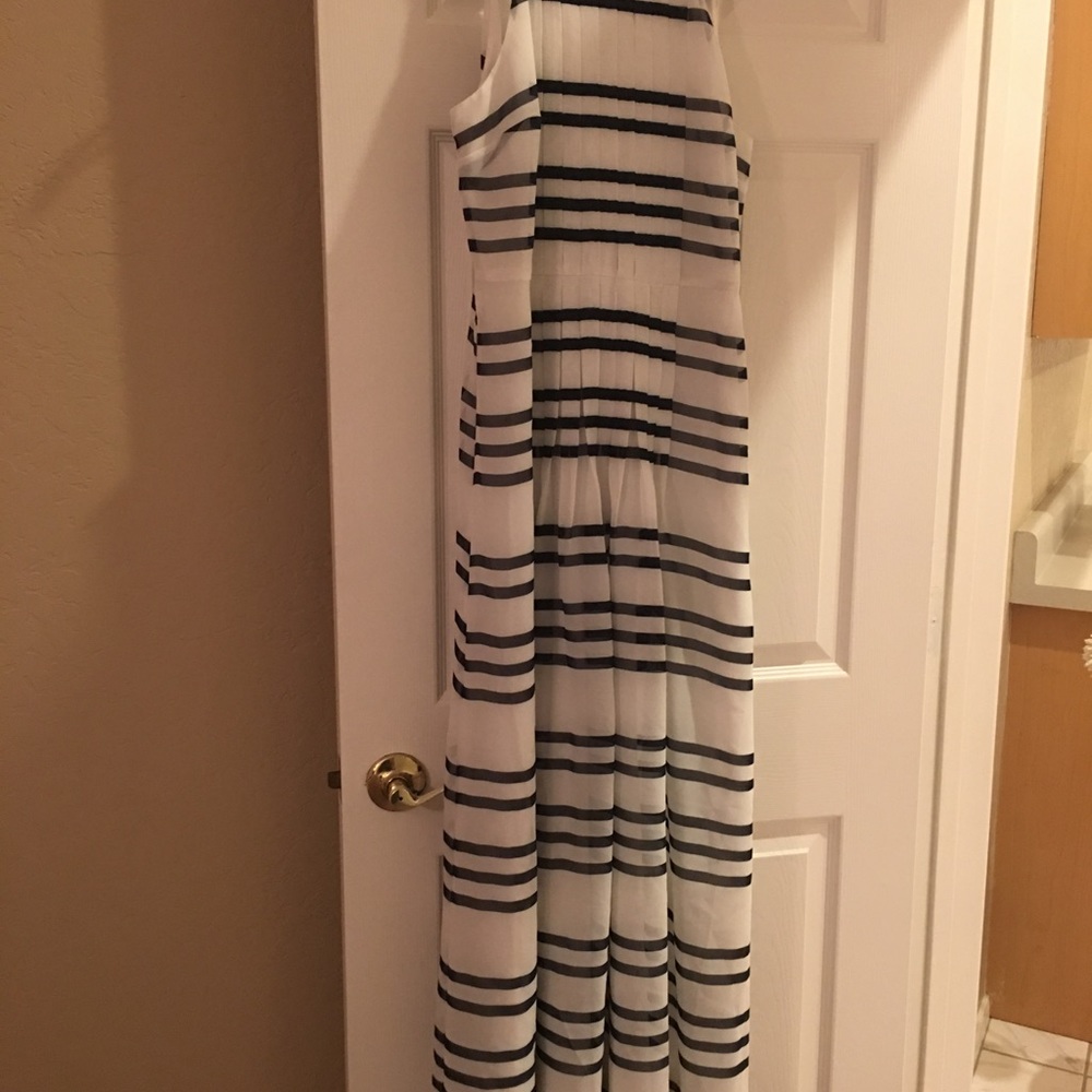 Ann Taylor Maxi Dress