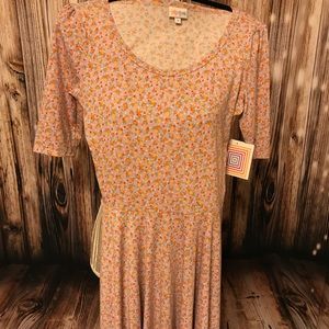 NWT LuLaRoe Nicole Small