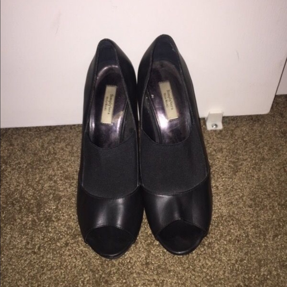 Vera Wang heels