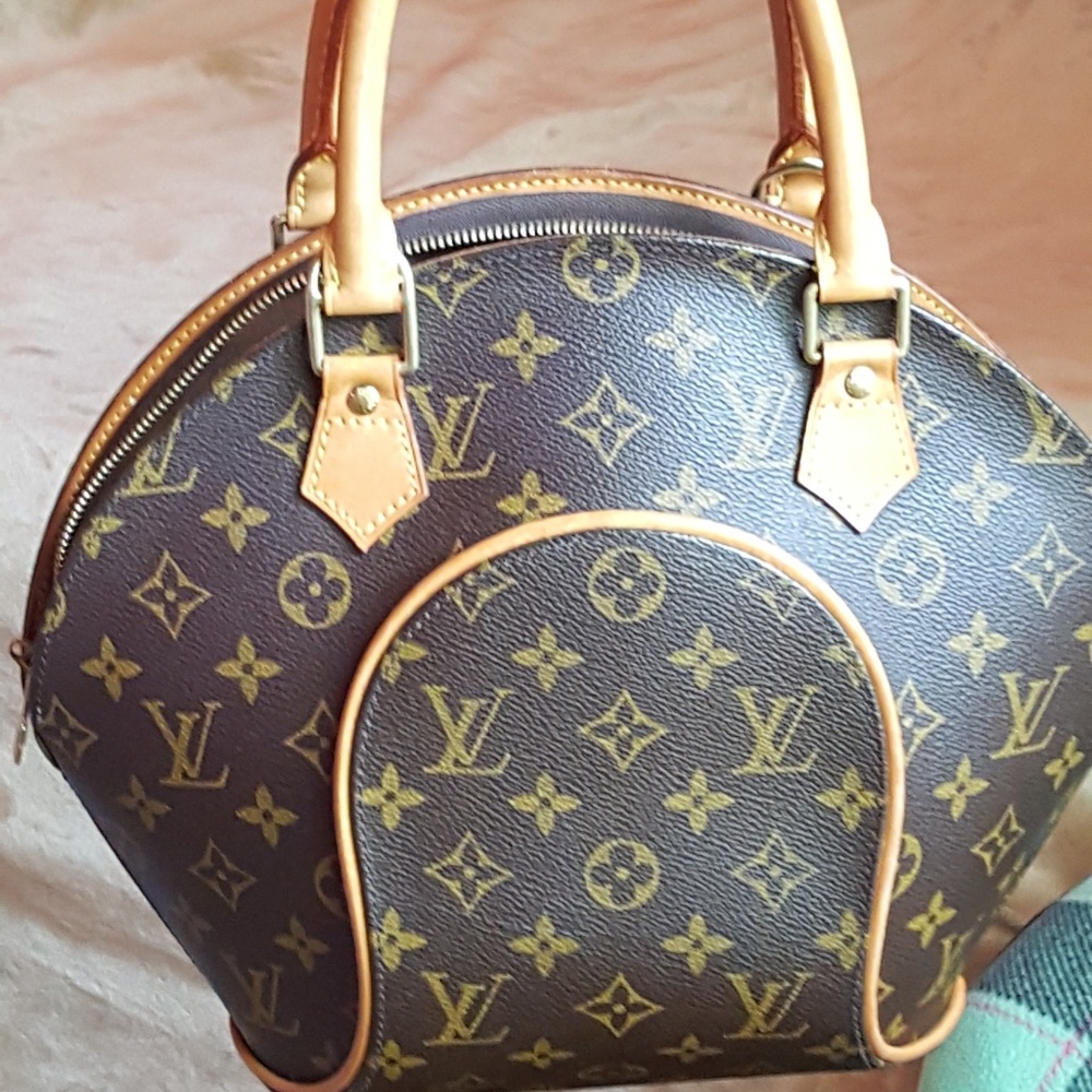 Louis vuitton Ellipse PM SOLD..
